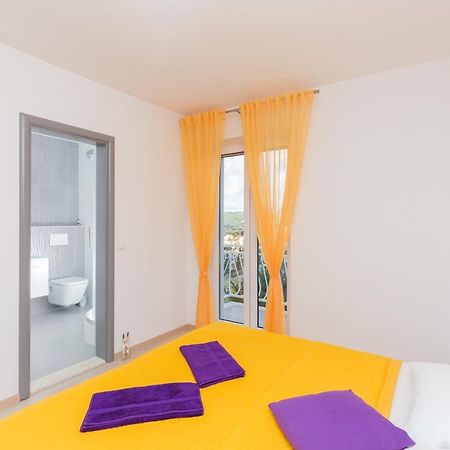 Apartments Villa Enzian Mlini Exterior photo