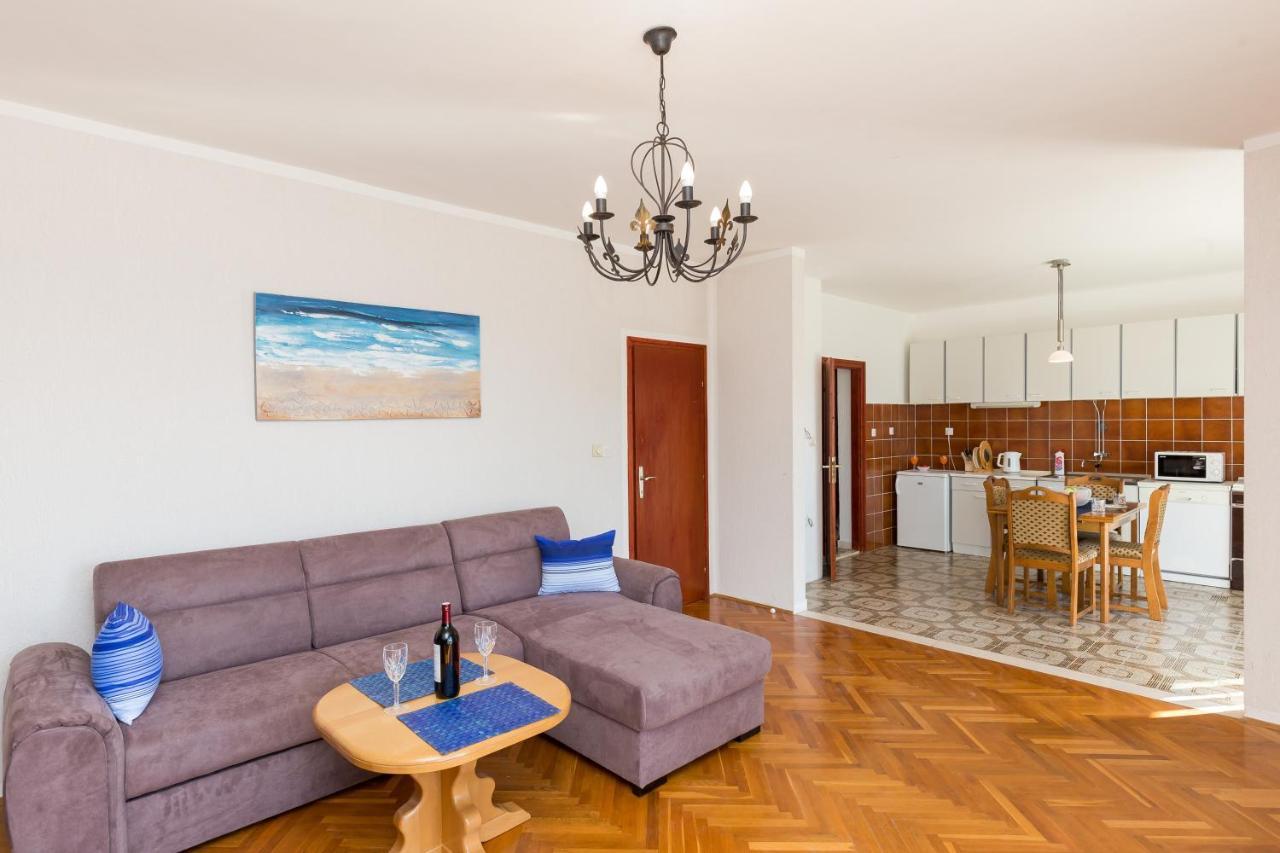 Apartments Villa Enzian Mlini Exterior photo